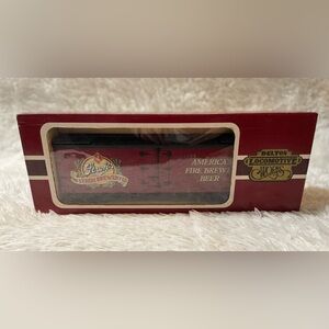 Delton 4258 Stroh's Brewery Reefer Beer Refrigerator Box Train Car G Scale USA
